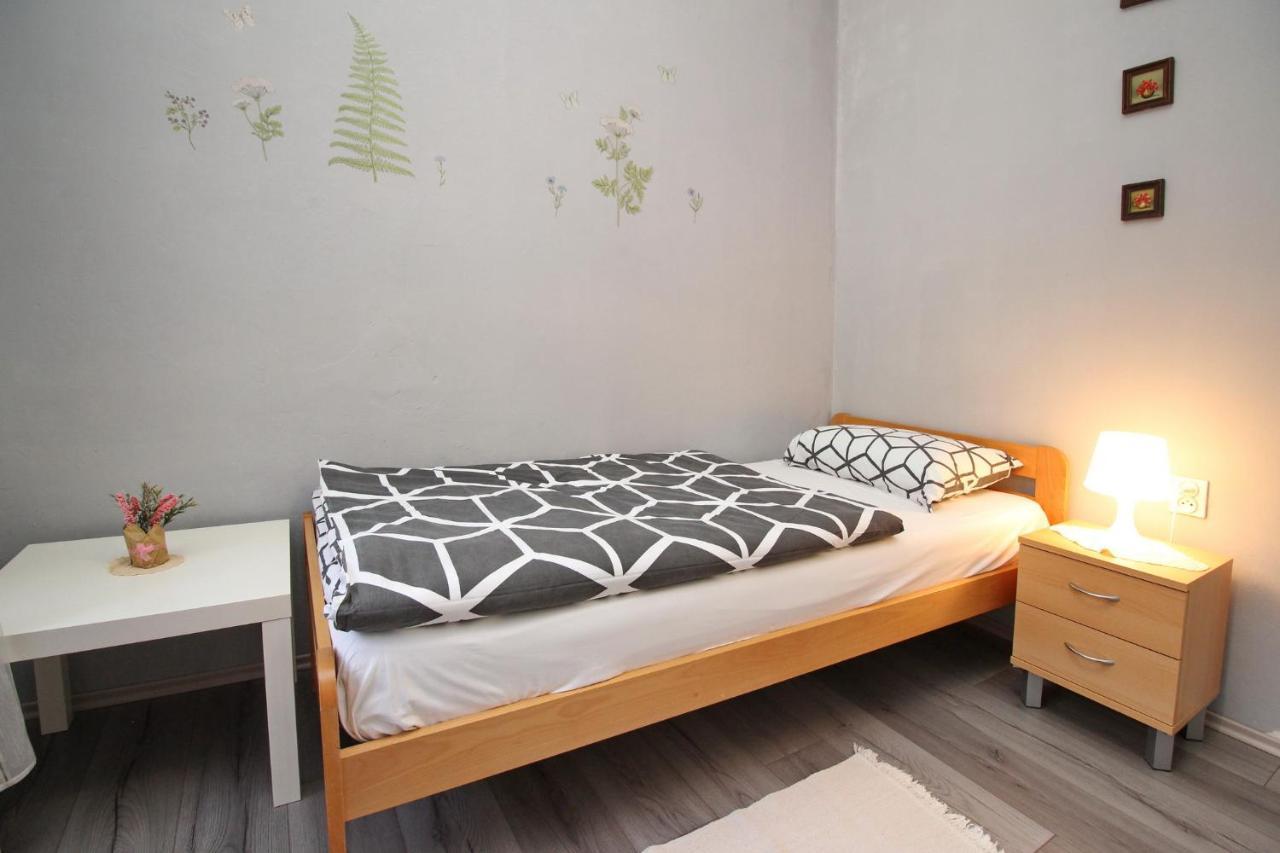 Apartment Kalcic Baška Eksteriør billede