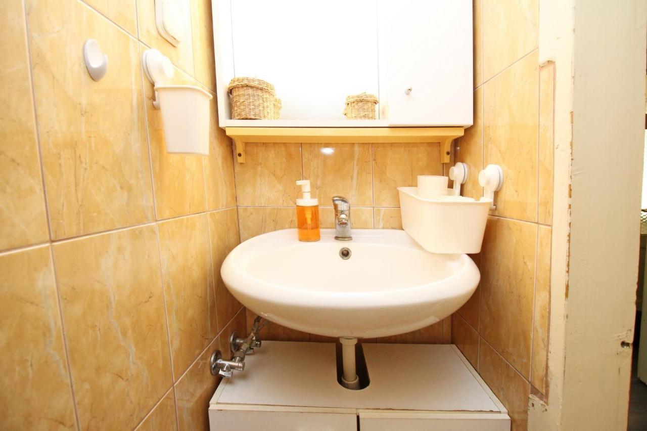 Apartment Kalcic Baška Eksteriør billede